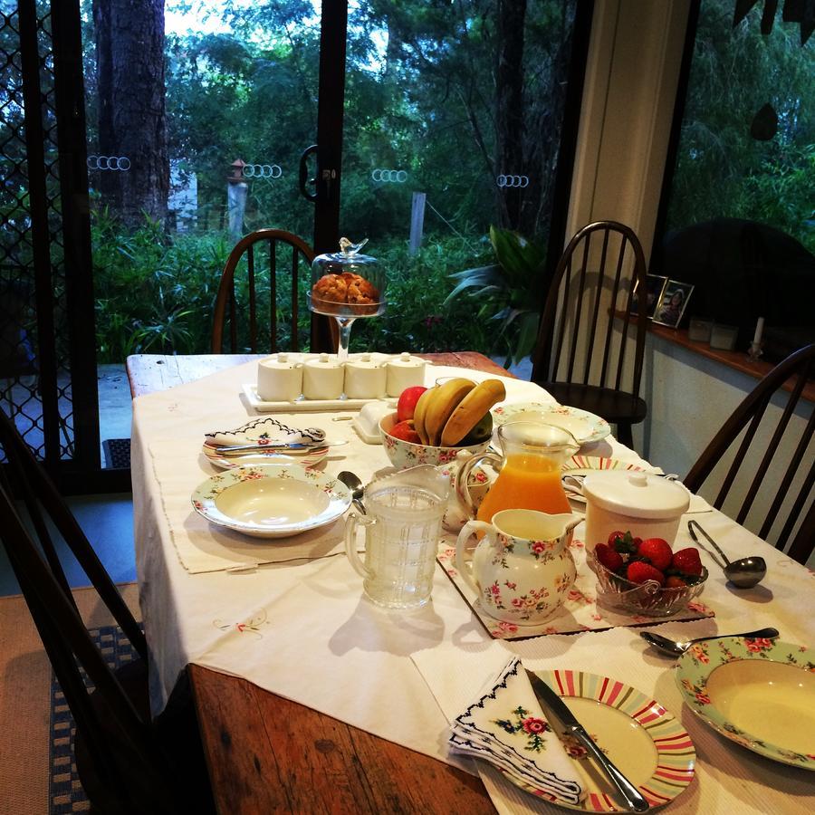 Whispering Pines Bed And Breakfast Collie Buitenkant foto